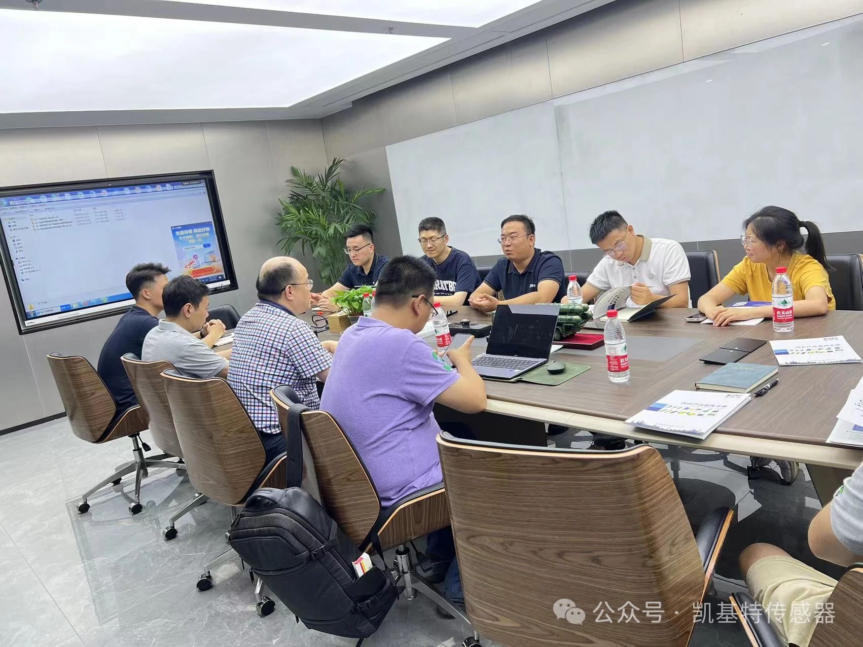 企業(yè)動態(tài) | 長江三峽集團和葛洲壩集團領(lǐng)導一行到訪南京凱基特